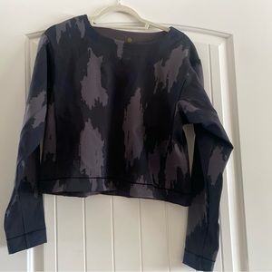 Lululemon Robert Gellar cropped top